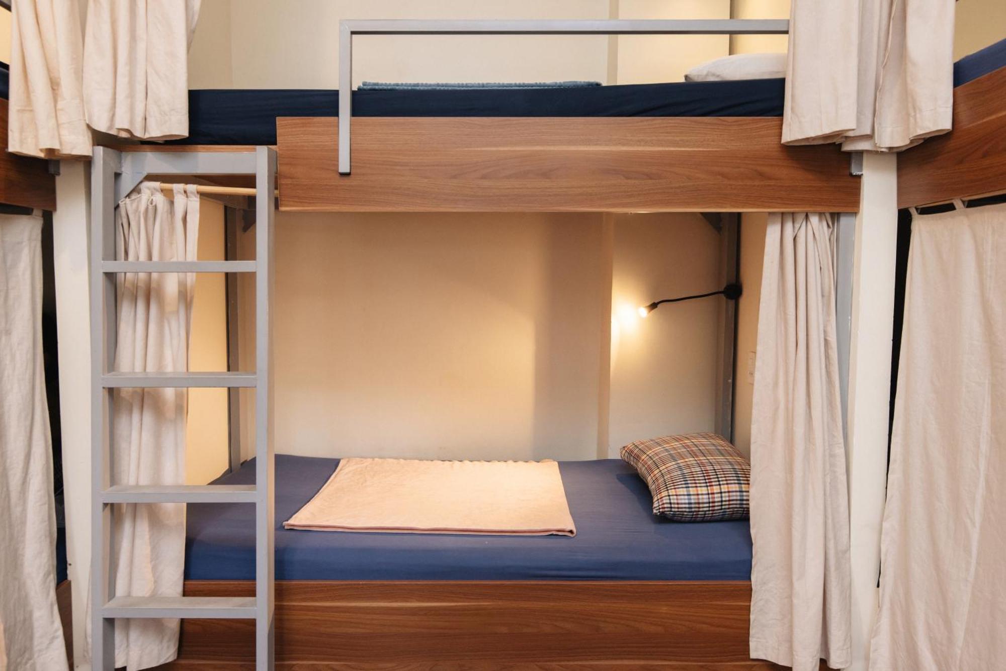 9 Hostel And Suites โฮจิมินห์ซิตี้ ภายนอก รูปภาพ